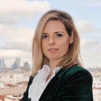 Dra. Carolina Navas